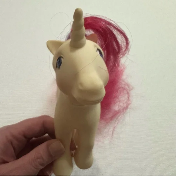 My Little Pony Moondancer Figure G1 Unicorn Glitter Moon Stars 1983 Vtg Hasbro - Picture 4 of 10